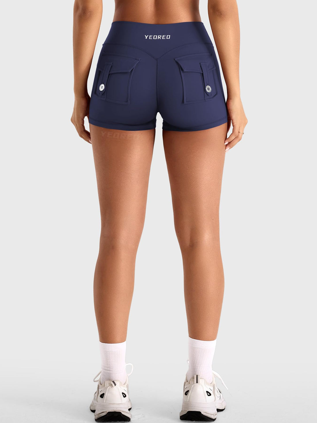 YEOREO CoreFlex Women Workout Shorts Low Rise Hidden Scrunch Butt Lifting Cargo Pockets 2.5" Shorts