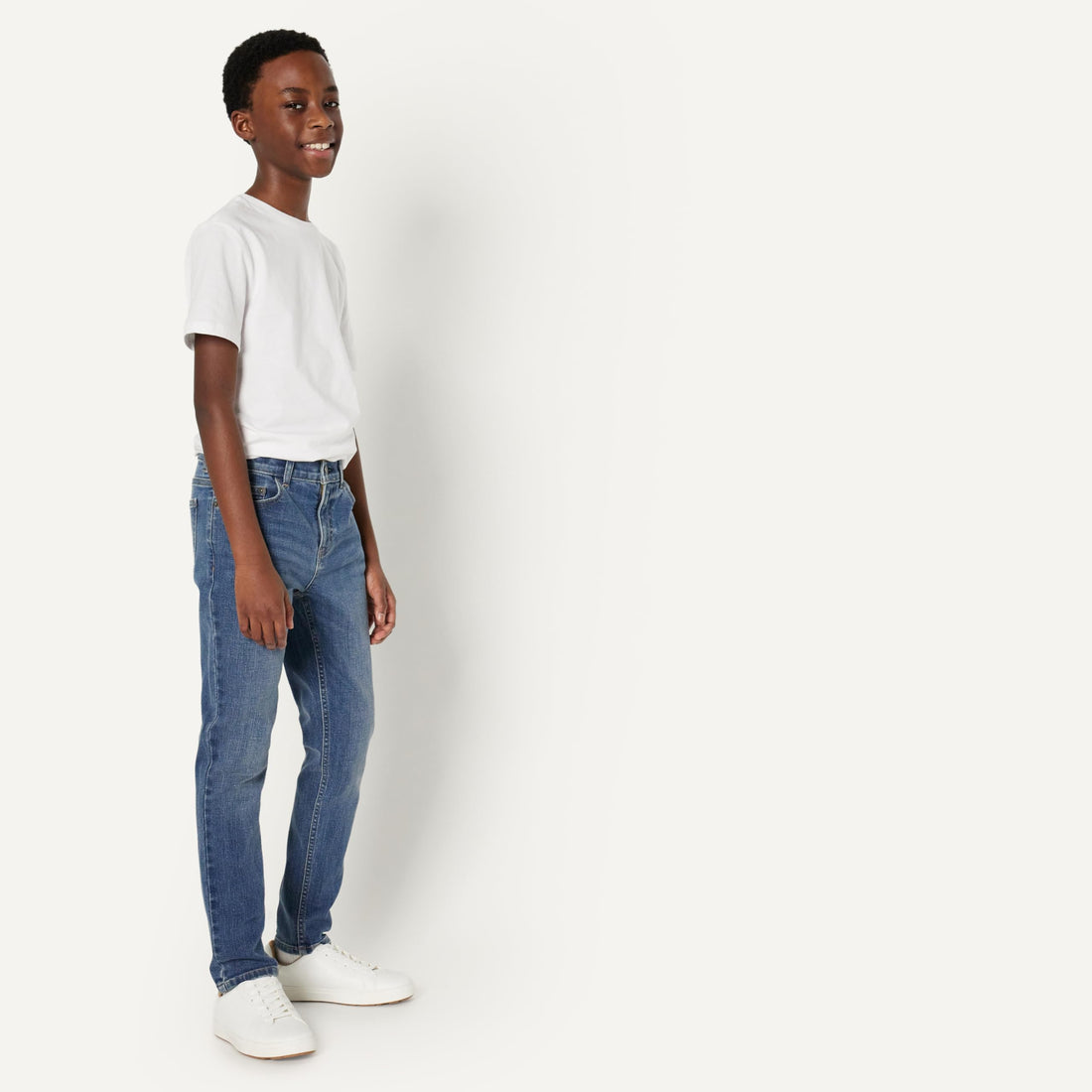 Amazon Essentials Boys' High Stretch Skinny-Fit Jeans