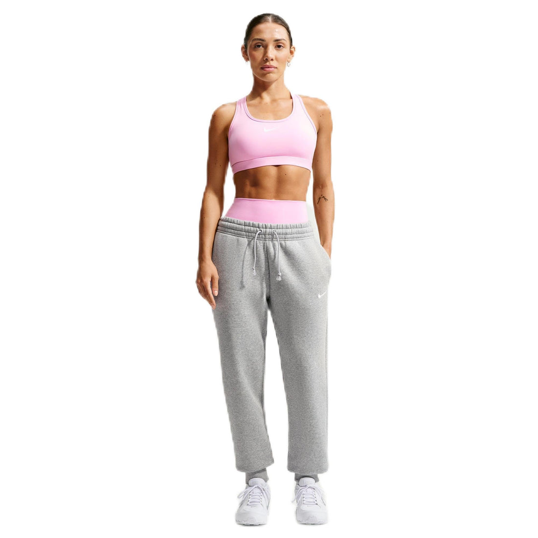 Nike Women's Swoosh Sports Bra (Medium Support)