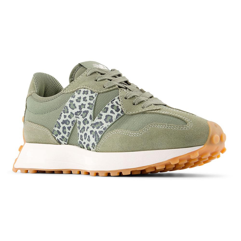New Balance Women's 327 Sneaker