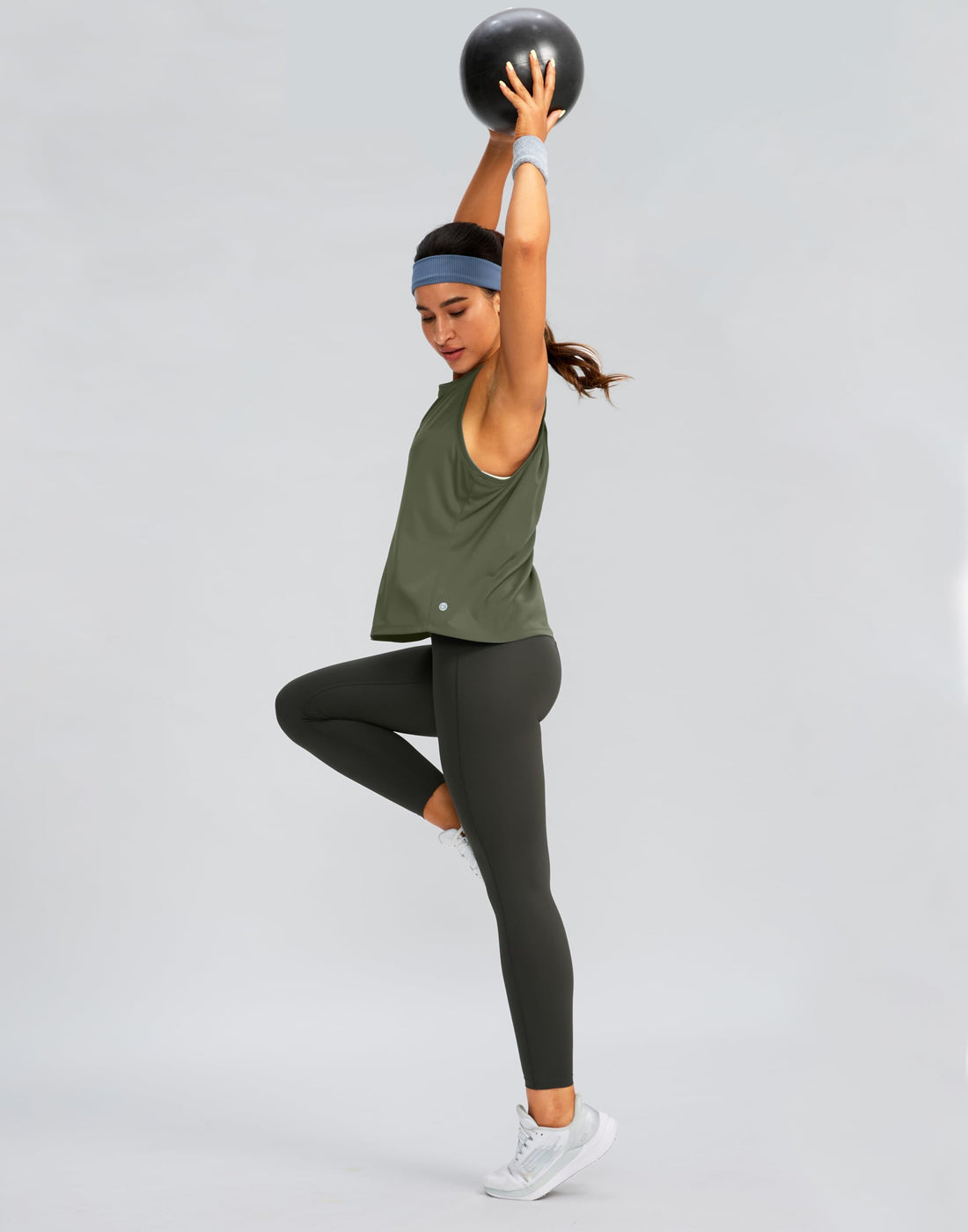 Women's Workout Tops Racerback Athletic Tank Tops Sleeveless Loose Fit Yoga Running Gym Shirts for Women