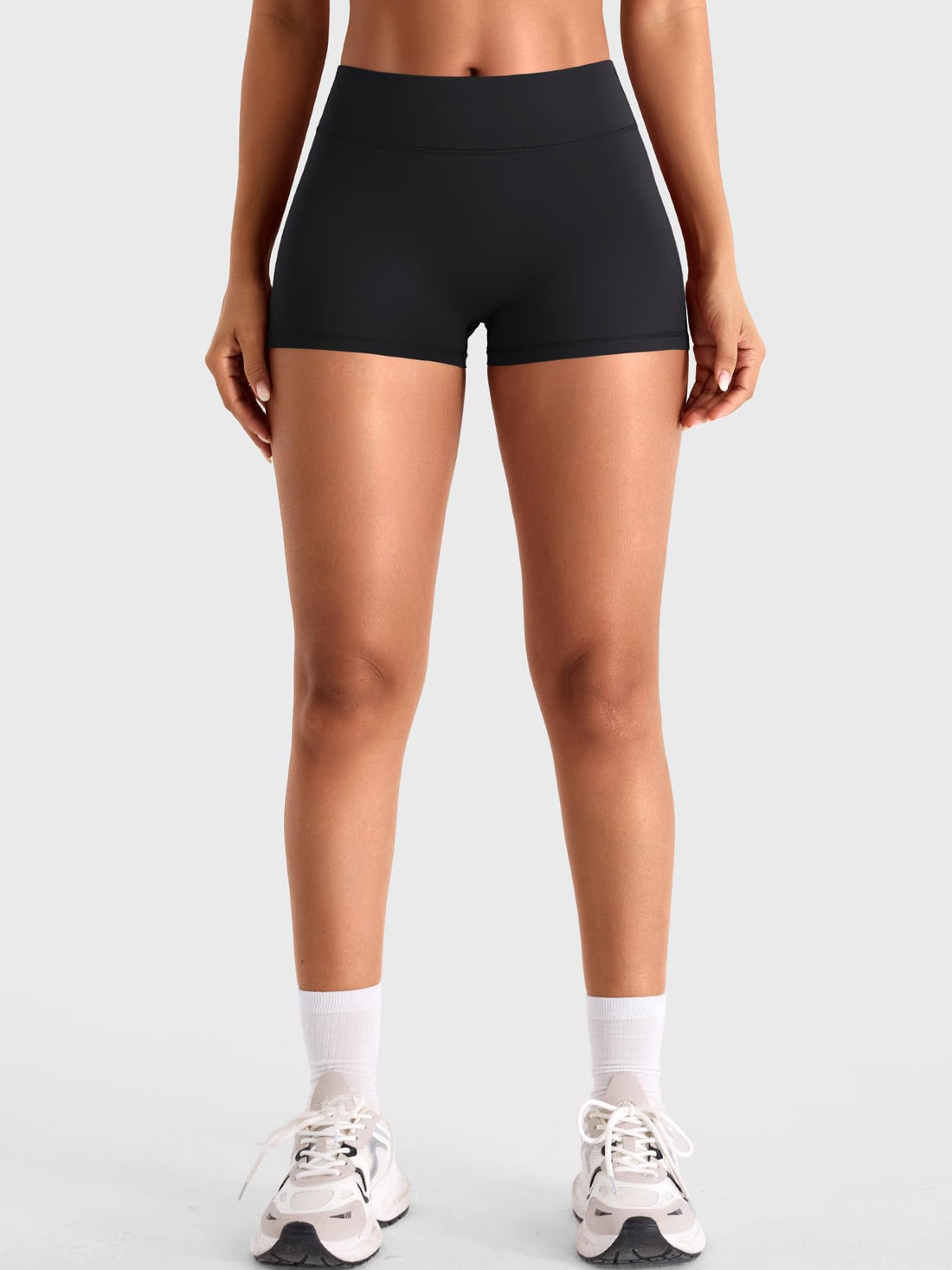 YEOREO CoreFlex Women Workout Shorts Low Rise Hidden Scrunch Butt Lifting Cargo Pockets 2.5" Shorts