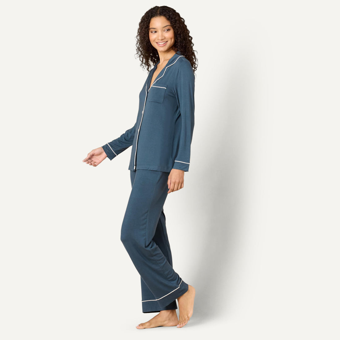 Amazon Essentials x Sofia Grainge Women's Stretch Modal Long-Sleeve Button-Front Top and Full-Length Bottom Pajama Set