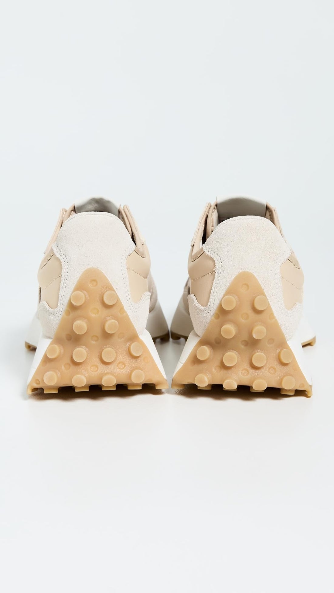 New Balance Women's 327 Sneaker