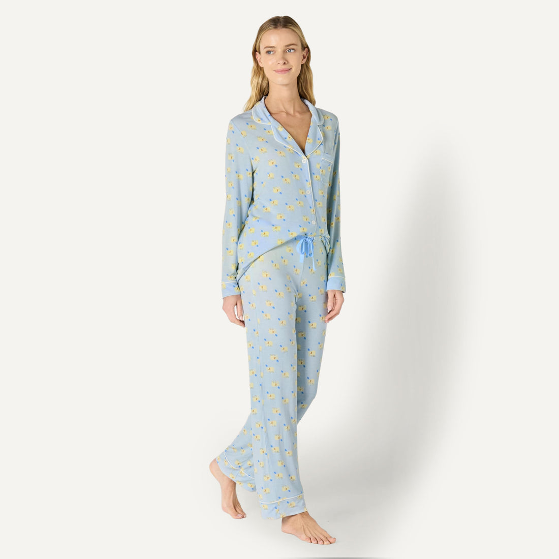 Amazon Essentials x Sofia Grainge Women's Stretch Modal Long-Sleeve Button-Front Top and Full-Length Bottom Pajama Set