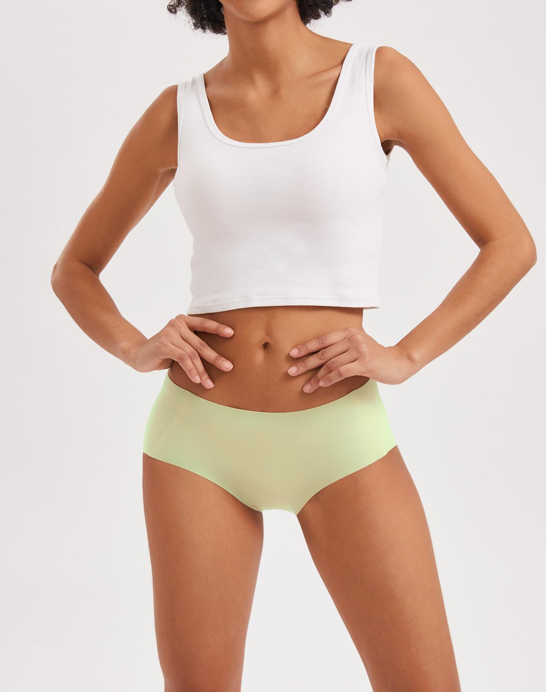 INNERSY Women's Seamless No Show Hipster Panties Invisible Light Underwear 3-Pack
