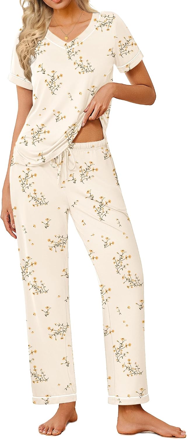 Ekouaer Pajamas for Women Set 2 Piece Lounge Set Soft Pajama Sets Short Sleeve and Pants Pj Sets Loose Sleepwear with Pockets