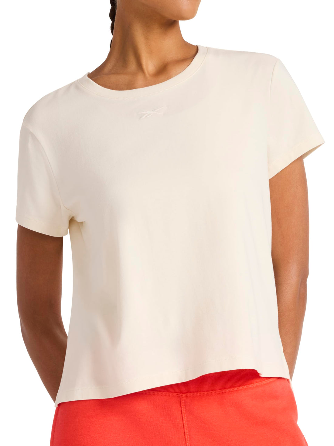 Reebok Women's Embroidery Hit Graphic Crewneck T-Shirt, Standard Fit, Lightweight Stretch Cotton Fabric