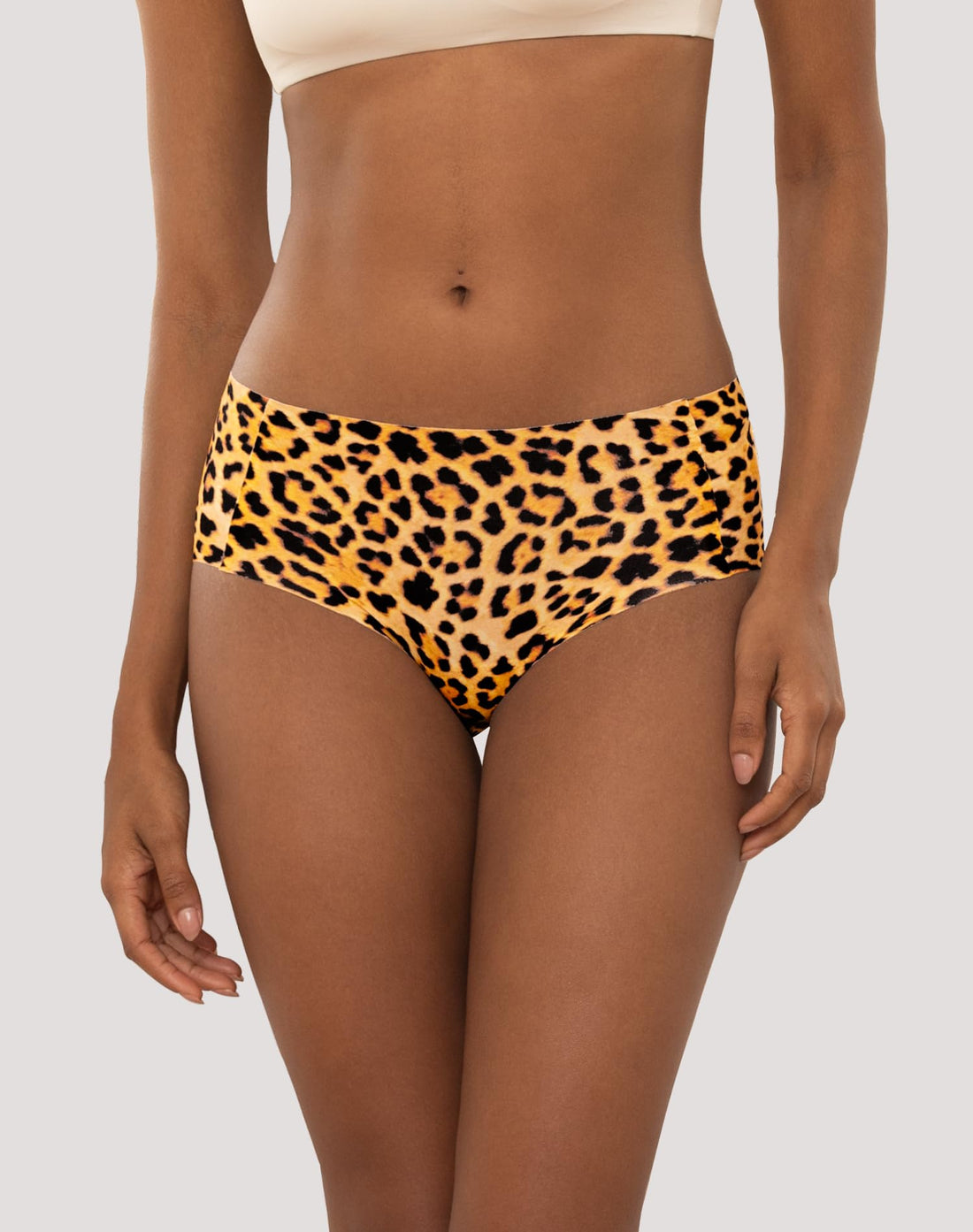 INNERSY Women's Seamless Underwear No Show Hipster Panties 5-Pack