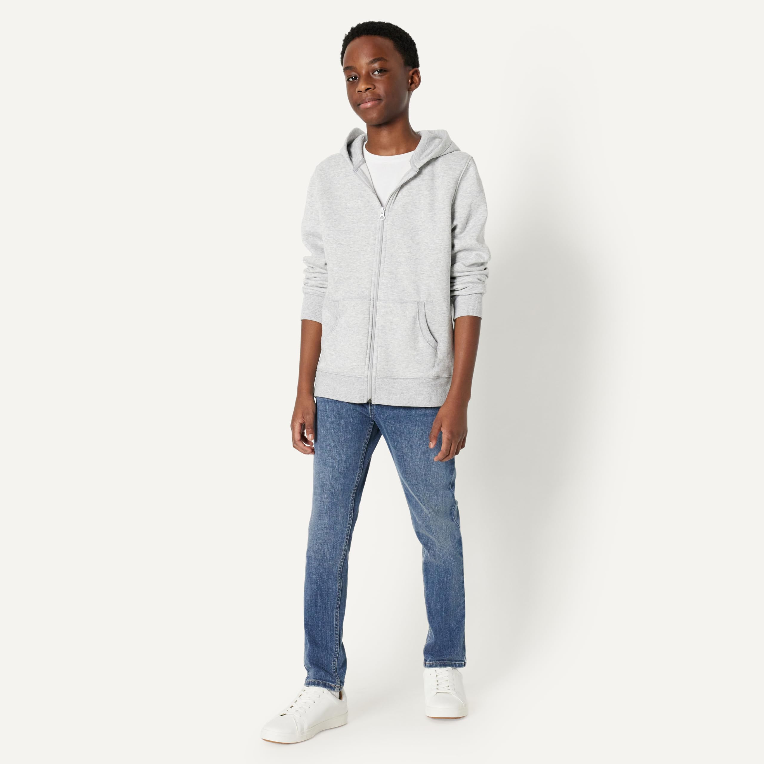 Amazon Essentials Boys' High Stretch Skinny-Fit Jeans