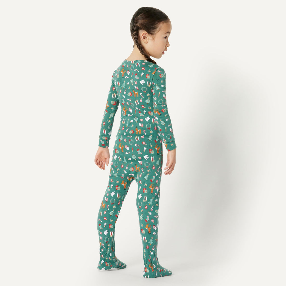 Amazon Essentials x Sofia Grainge Matching Holiday Family Pajama Sets