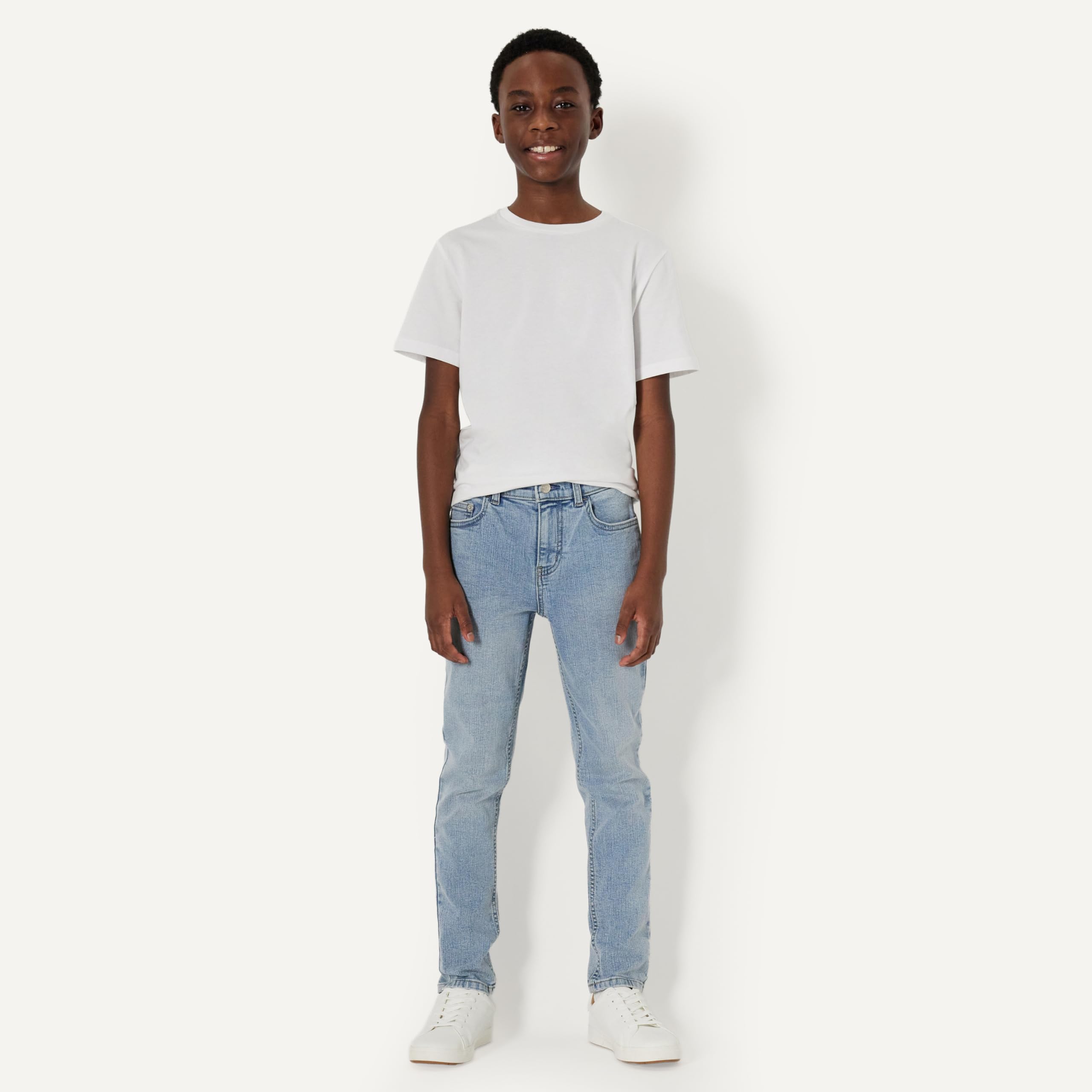 Amazon Essentials Boys' High Stretch Skinny-Fit Jeans