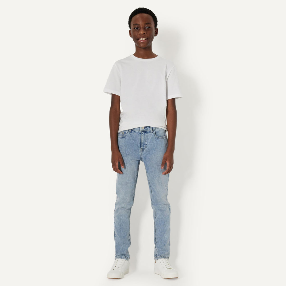 Amazon Essentials Boys' High Stretch Skinny-Fit Jeans
