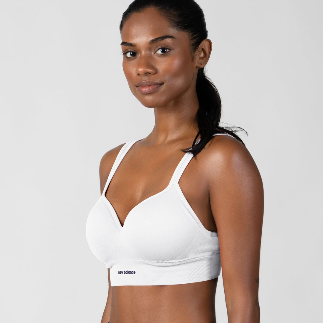 New Balance Women's Sports Bra with Molded Cups, High Impact Athletic Workout Set, Crisscross Strap, Seamless Bra for Women,