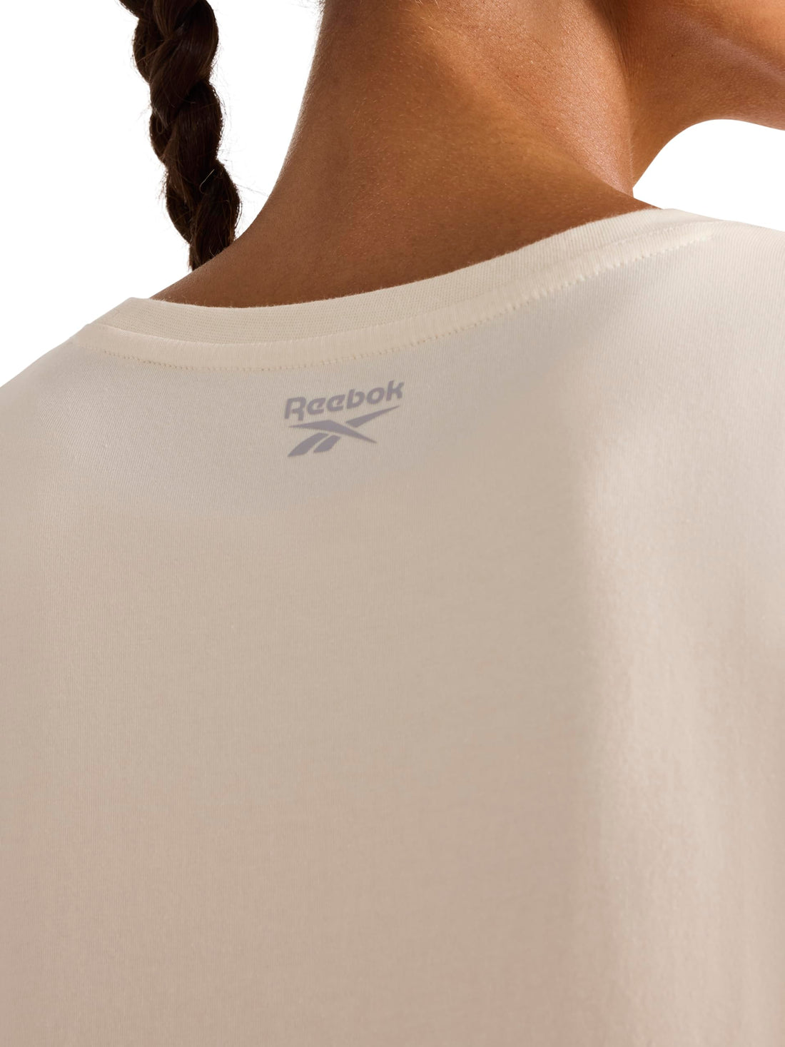 Reebok Women's Embroidery Hit Graphic Crewneck T-Shirt, Standard Fit, Lightweight Stretch Cotton Fabric