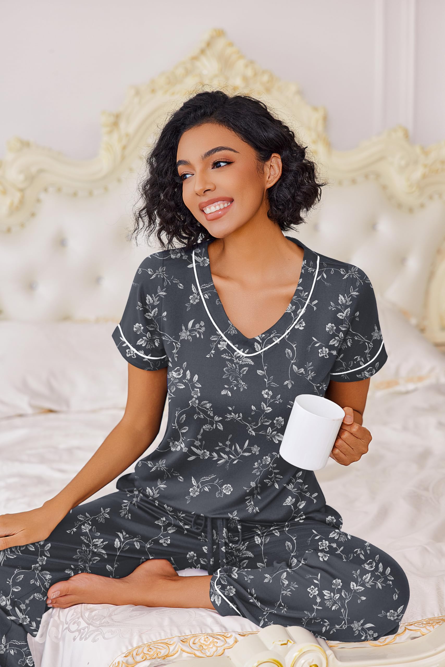 Ekouaer Pajamas for Women Set 2 Piece Lounge Set Soft Pajama Sets Short Sleeve and Pants Pj Sets Loose Sleepwear with Pockets