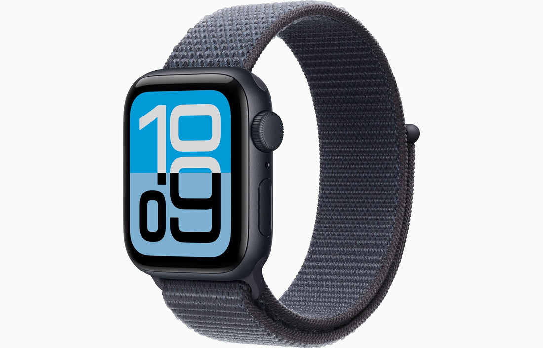 Apple Watch SE 3 [GPS + Cellular, 40mm] Midnight Aluminum Case with Black Sport Band, S/M (Renewed)