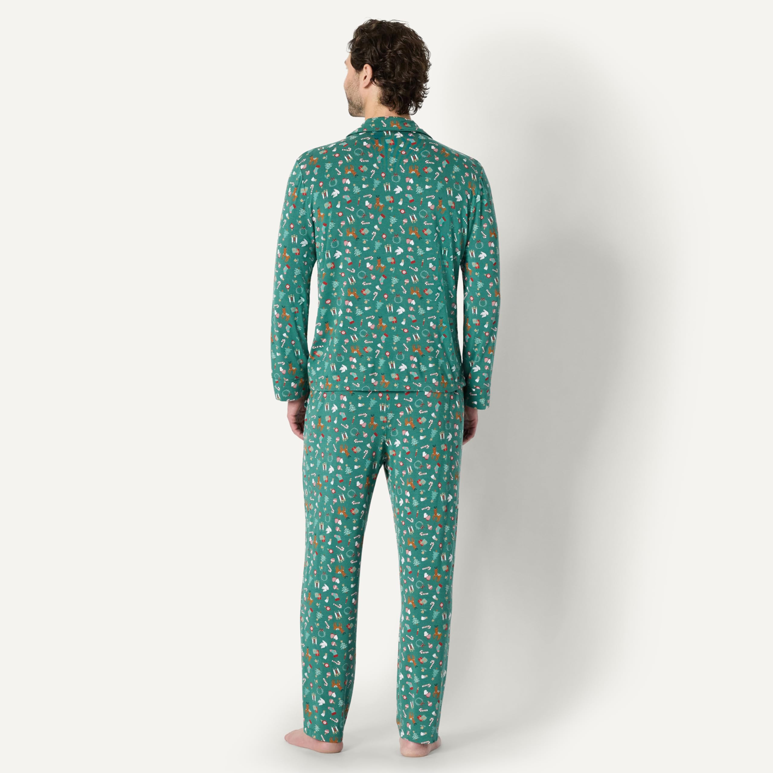 Amazon Essentials x Sofia Grainge Matching Holiday Family Pajama Sets