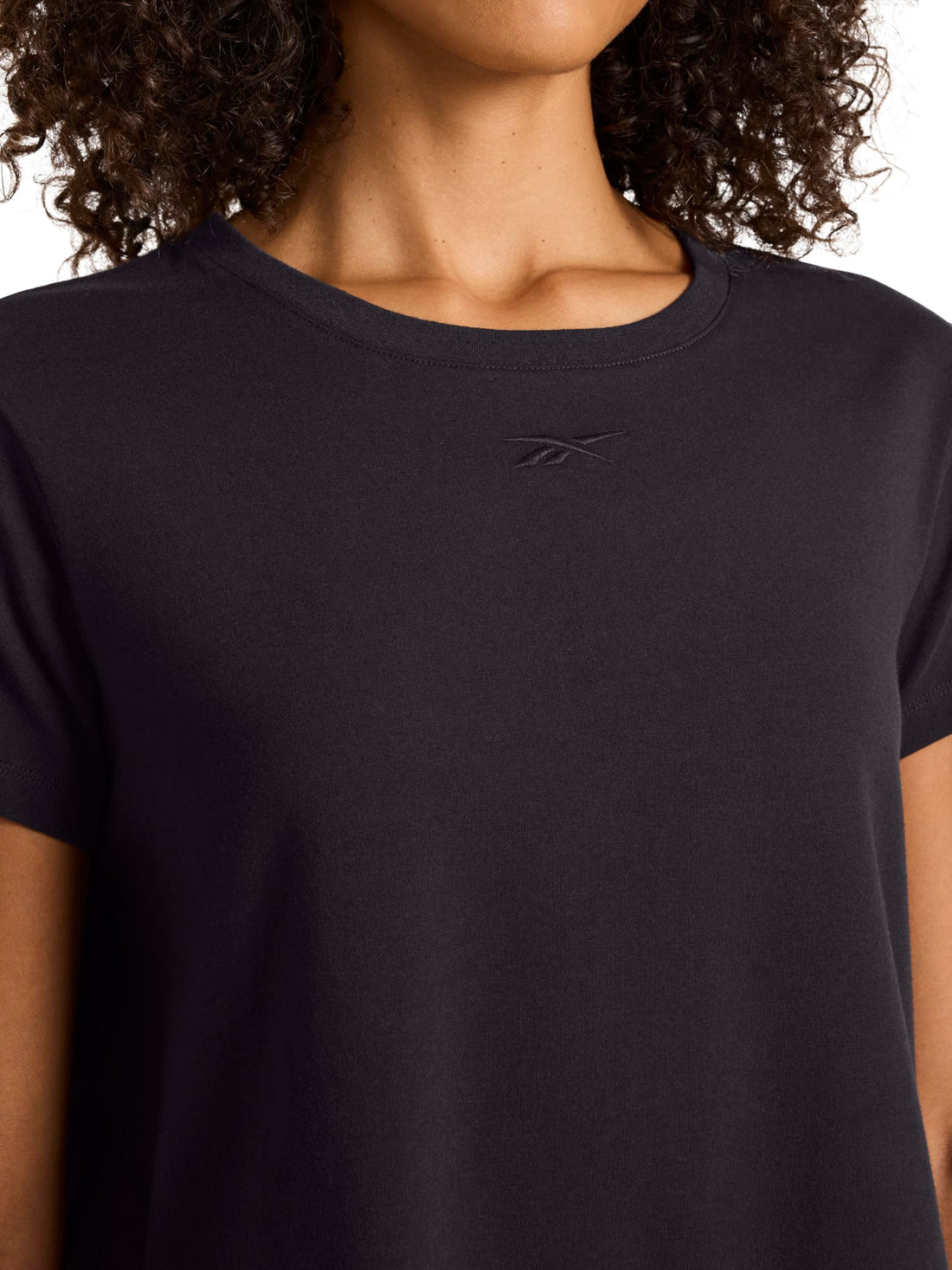 Reebok Women's Embroidery Hit Graphic Crewneck T-Shirt, Standard Fit, Lightweight Stretch Cotton Fabric
