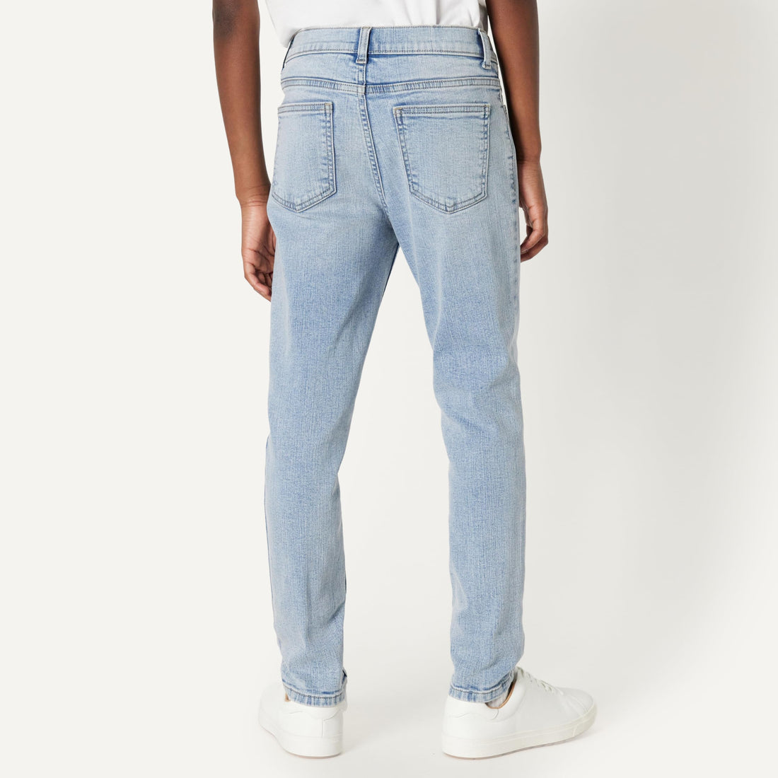 Amazon Essentials Boys' High Stretch Skinny-Fit Jeans