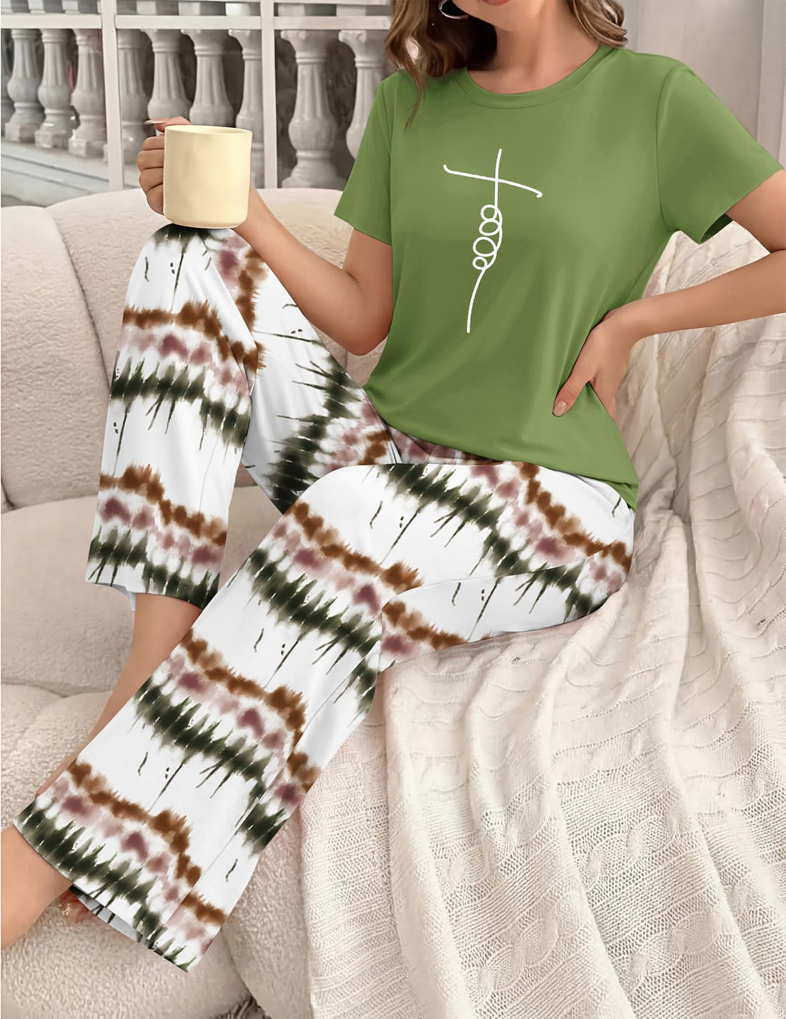 Ekouaer Pajama Set for Women 2 Piece Pjs Short Sleeve Top and Printed Pants