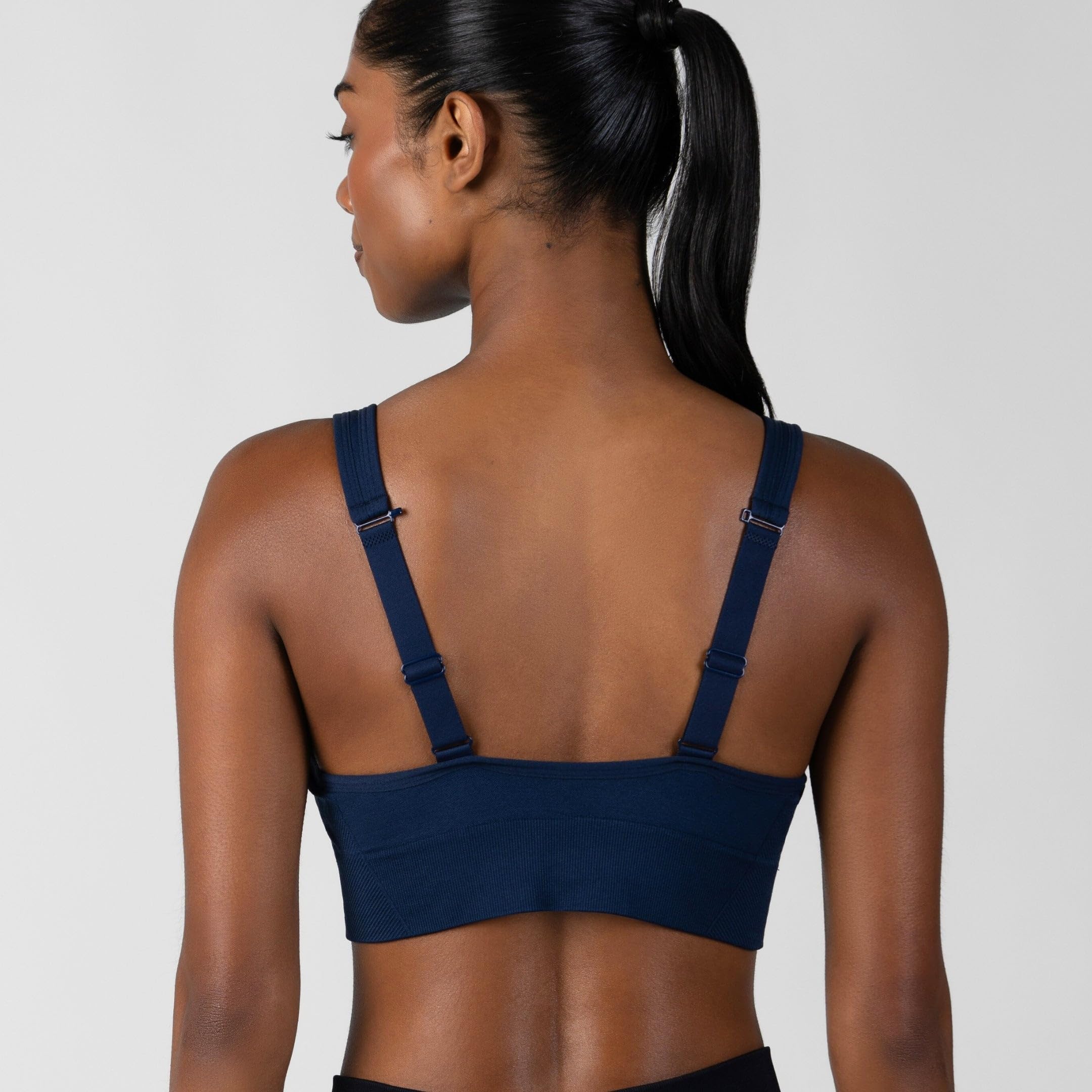 New Balance Women's Sports Bra with Molded Cups, High Impact Athletic Workout Set, Crisscross Strap, Seamless Bra for Women,
