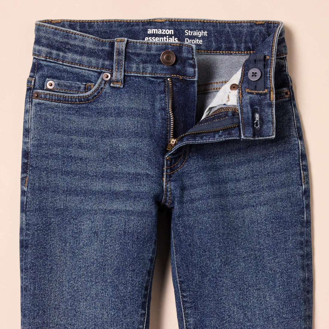 Amazon Essentials Boys' Regular Straight-Fit Jeans