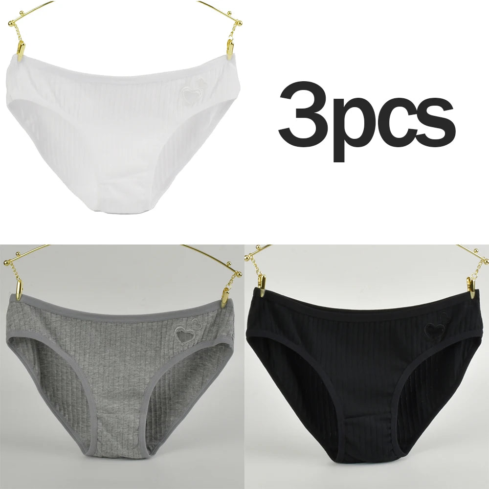 3PCs Teen Girls Cotton Underwear Low-Rise Heart Print Briefs Soft Breathable Everyday Panties Minimalist Design Lady Summer Wear