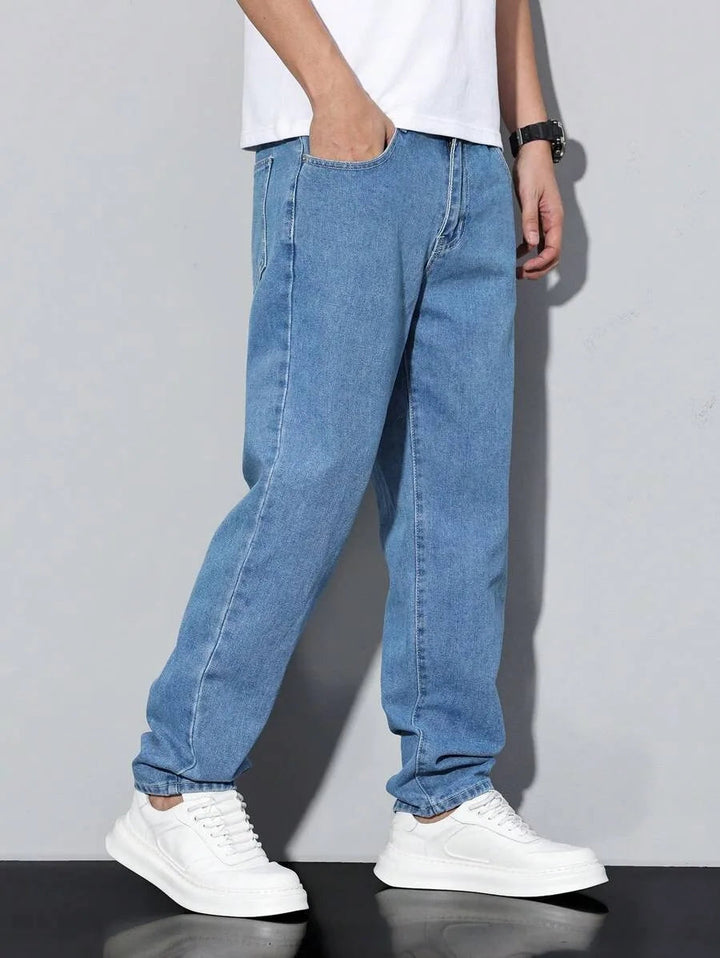 Men's straight-leg skinny jeans, straight and simple design, suitable for daily wear in all seasons ATFH