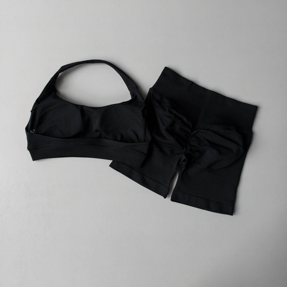 2 Pieces Yoga Suit for Women Seamless Fitness Gym Clothes Halter Sports Bra Matching Impact Shorts Workout Sets Gym Outfit - ATFH