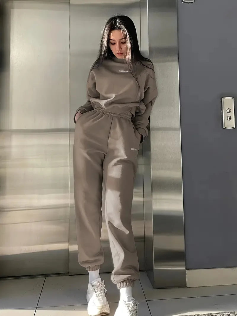 Fashionable Casual Sweatshirt Set Women's Street Style Spring Autumn Two-Piece Suit Comfortable Breathable Sportswear