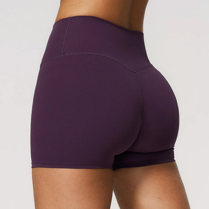 A Women's Summer Shorts Low Waist Seamless Shorts Gym Shorts Yoga Shorts Running Shorts and High Stretch Cycling Training Shorts