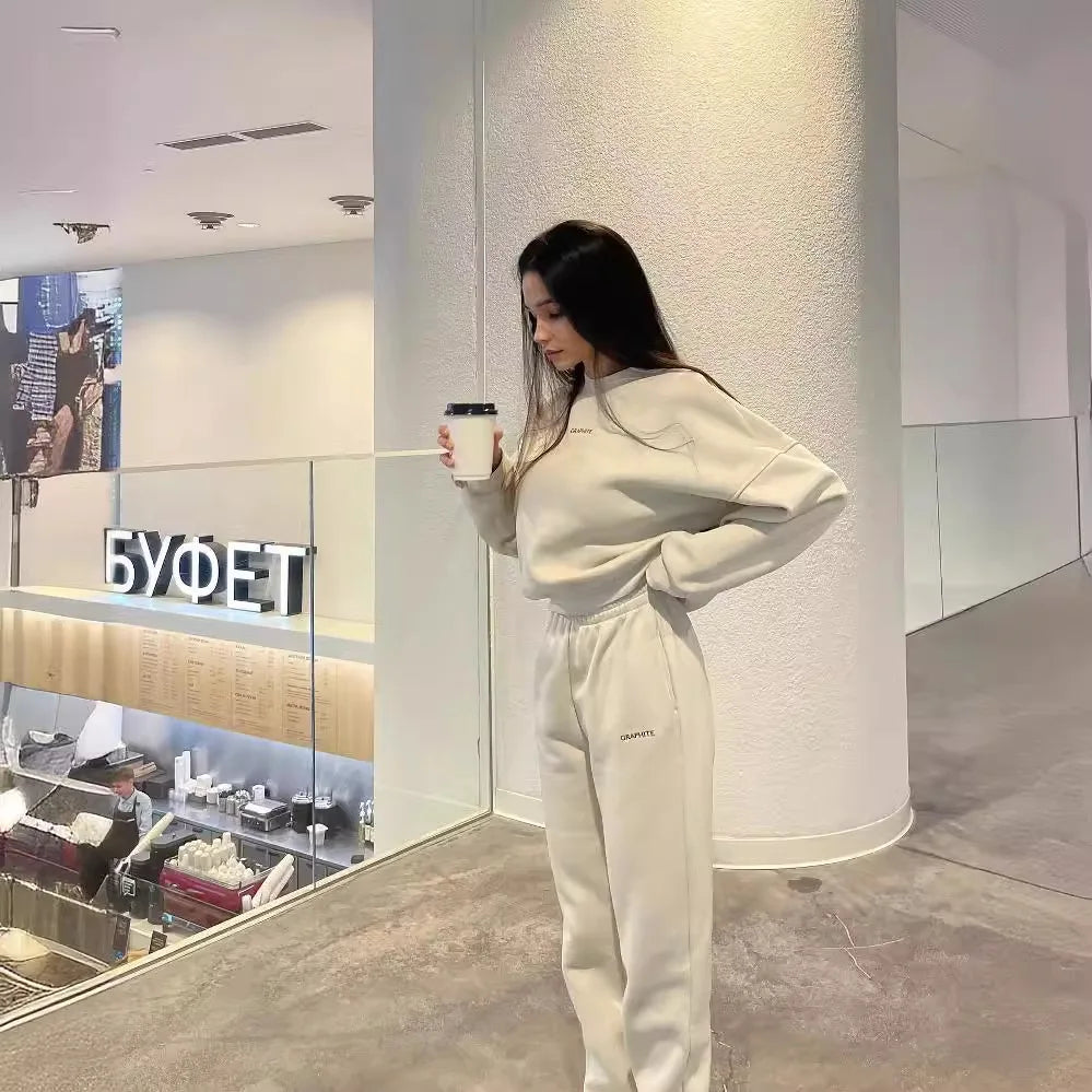 Fashionable Casual Sweatshirt Set Women's Street Style Spring Autumn Two-Piece Suit Comfortable Breathable Sportswear