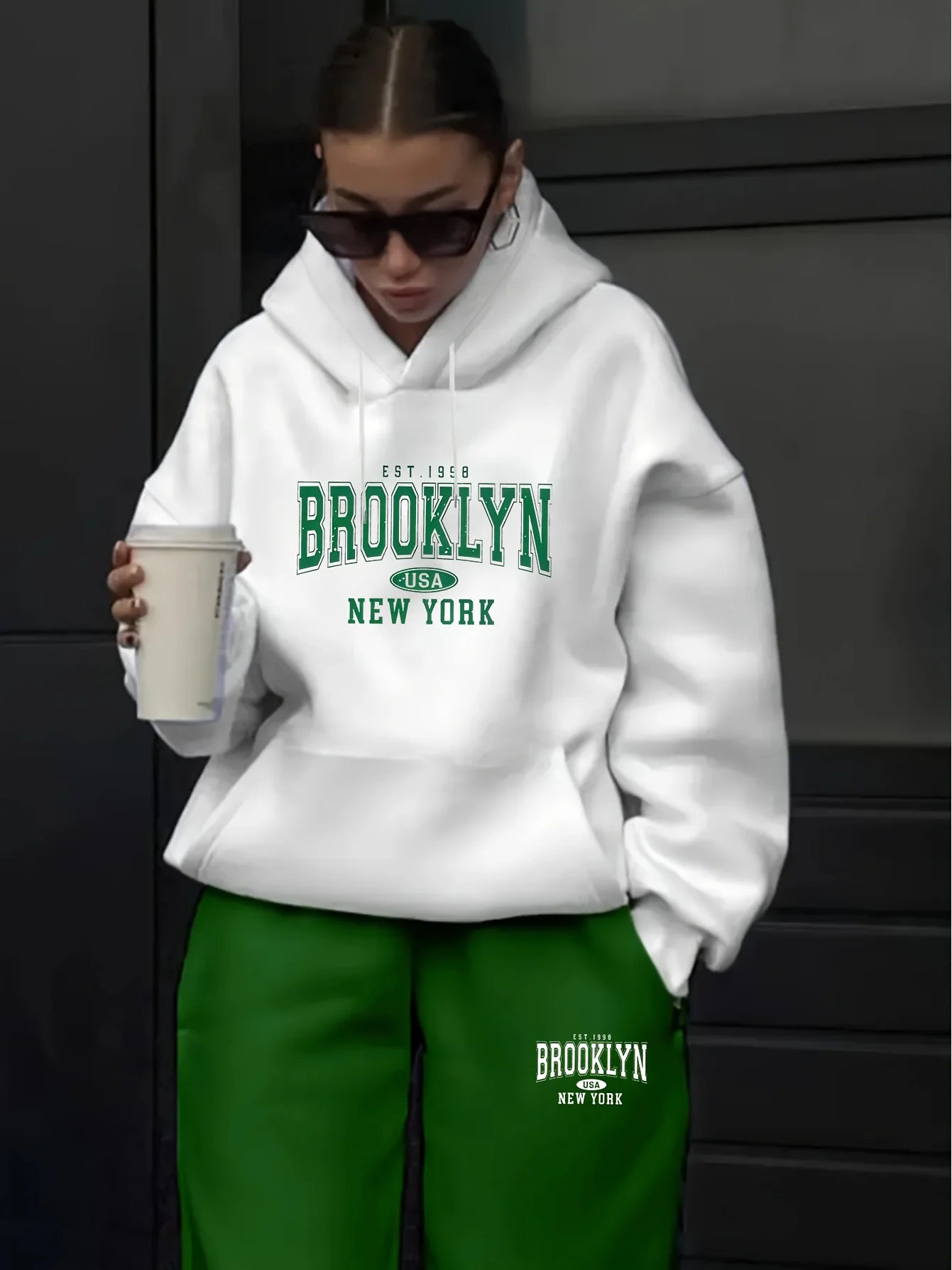 Women's autumn and winter hip-hop casual street heart-shaped printed round neck sports shirt+sports pants set warm clothing