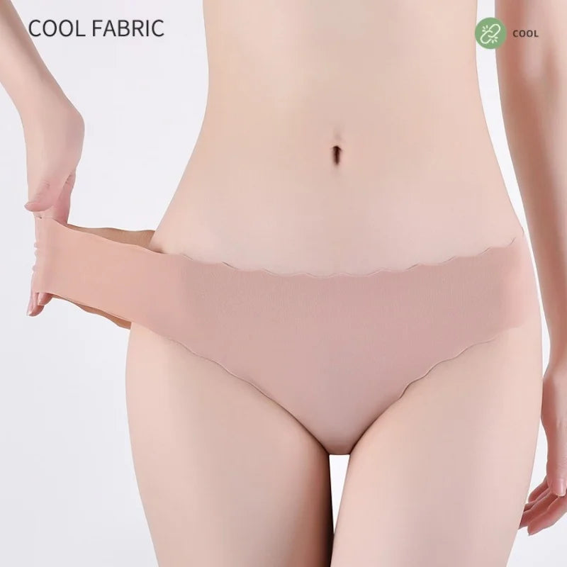 Women Ice Silk Panties Sexy Briefs Seamless Underwear Female Underpants Summer Soft Breathable Panties Stretch Lingerie