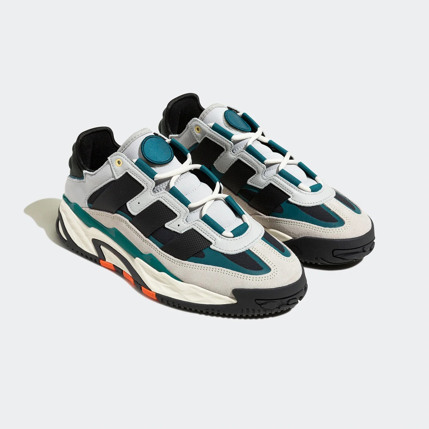 Adidas Official Authentic Three Stripes Unisex Breathable Wear-resistant Casual Sports Shoes ID4086 ATFH