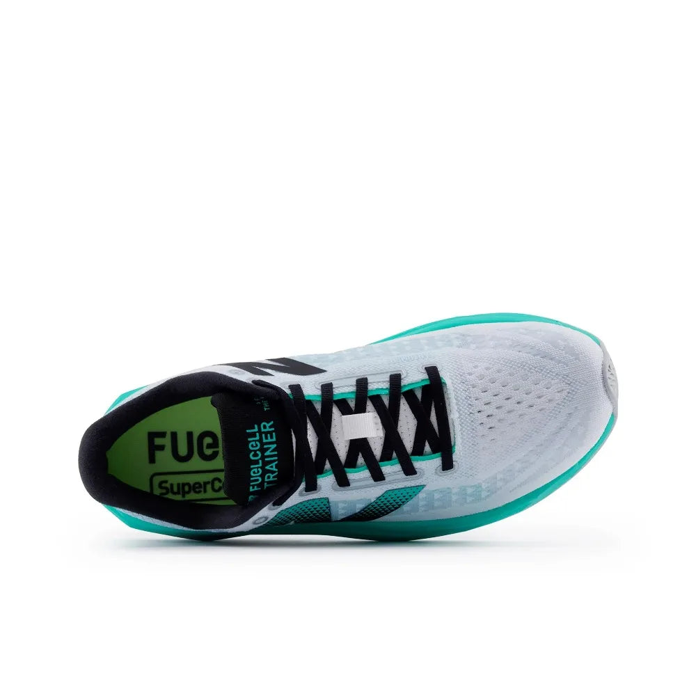 New Balance FuelCell SuperComp Trainer v3: Cushioned, comfortable, and durable green men's low-top training shoes MRCXLW4