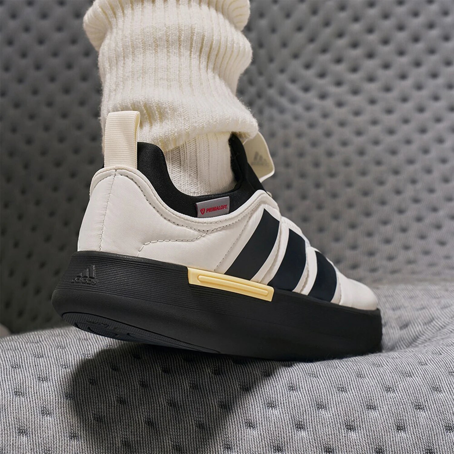 Adidas Official Genuine New Men's and Women's Comfortable Thick Sole Warm and Wear-resistant Casual Shoes JP7712 ATFH