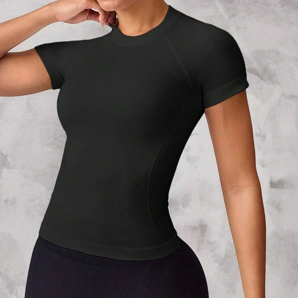 Women's short-sleeved sports top, breathable and quick-drying fabric, suitable for running and yoga, - ATFH