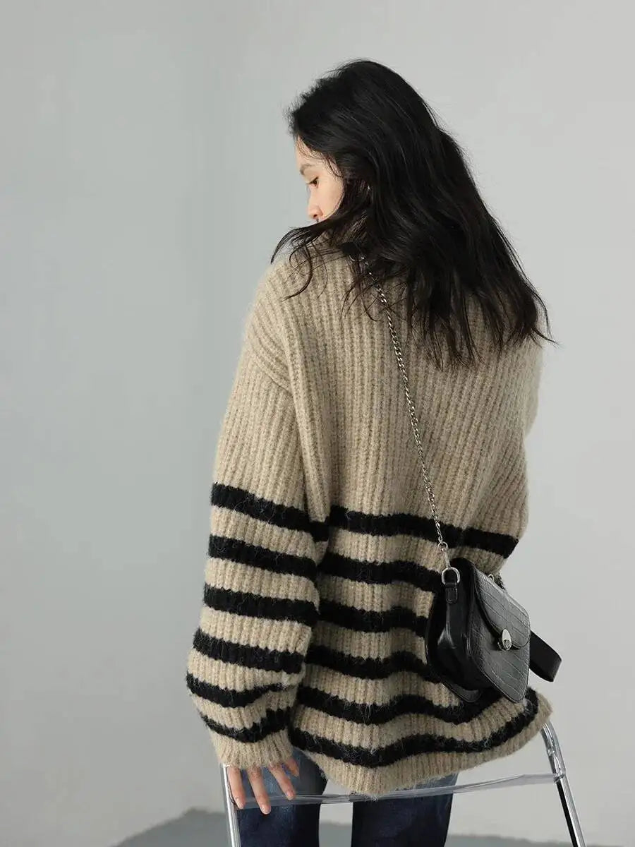 UMI MAO Women's Sweaters Turtleneck Zipper Contrast Stripe Jumpers Thickened Pullovers Warm Female Coat Autumn Winter - ATFH