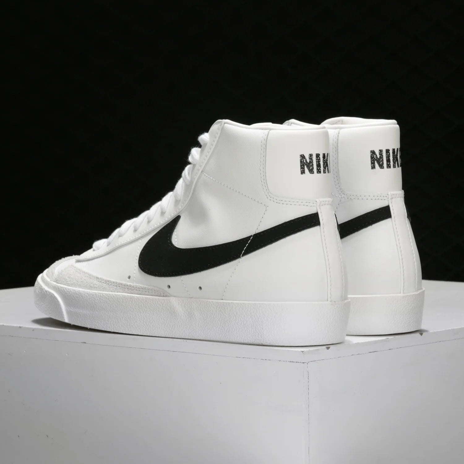 Nike Official Authentic BLAZER MID '77 Men's and Women's Casual Comfortable Sneakers BQ6806-100 ATFH