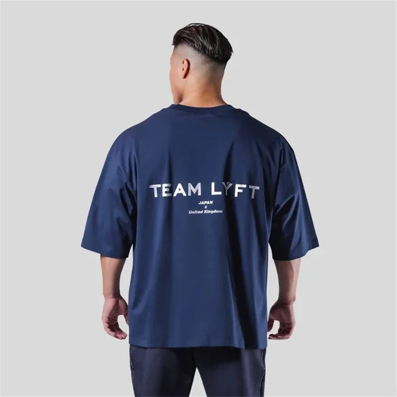 TEAM LYFT Silver Letter Logo Print Comfortable Cotton Men GYM T-Shirt O-Neck Short Sleeve T Shirt M-3XL Man T-shirts Tops Tees ATFH