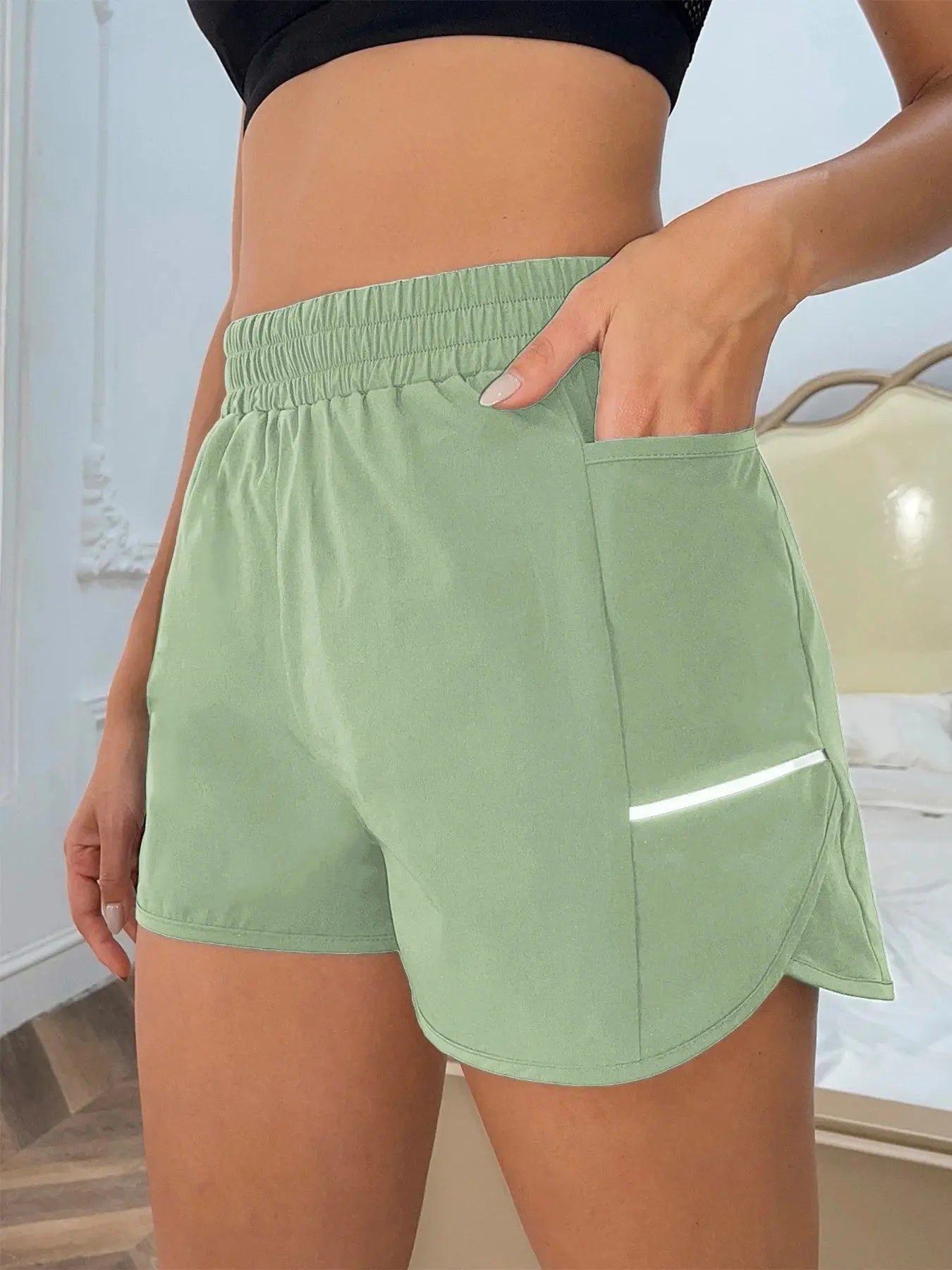 Women's new shorts with mobile phone pocket, elastic waist, sports belt, reflective strips, casual fashion sports shorts Tahsi Fashion House