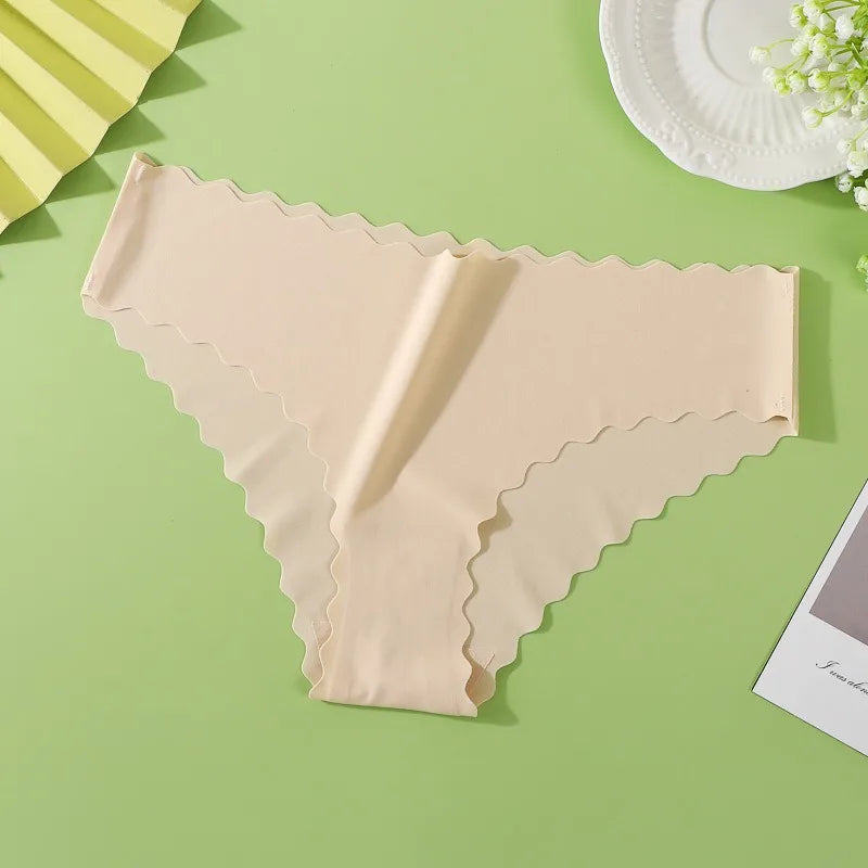 Women Ice Silk Panties Sexy Briefs Seamless Underwear Female Underpants Summer Soft Breathable Panties Stretch Lingerie