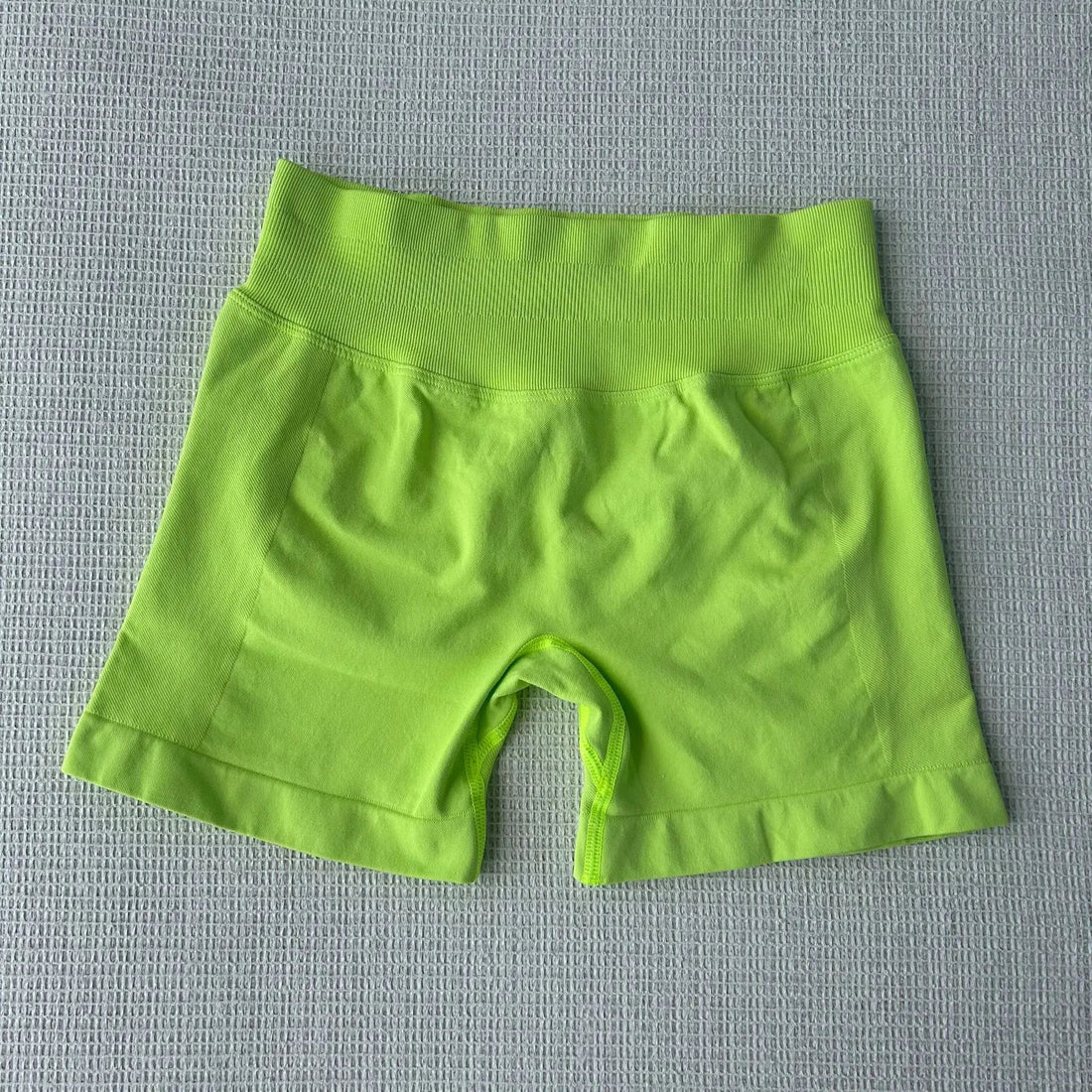 Yoga Shorts Low Waist Seamless Yoga Shorts Scrunch Bum Gym Shorts Women Workout Biker Stretch Fitness Short Fashion Shorts Tahsi Fashion House
