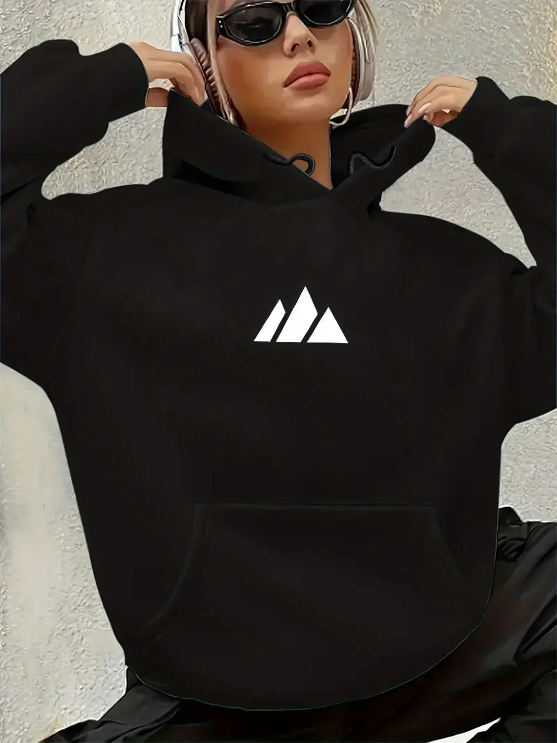 2026 new Autumn and winter personalized printed hoodie for men and women, single item kangaroo pocket hoodie