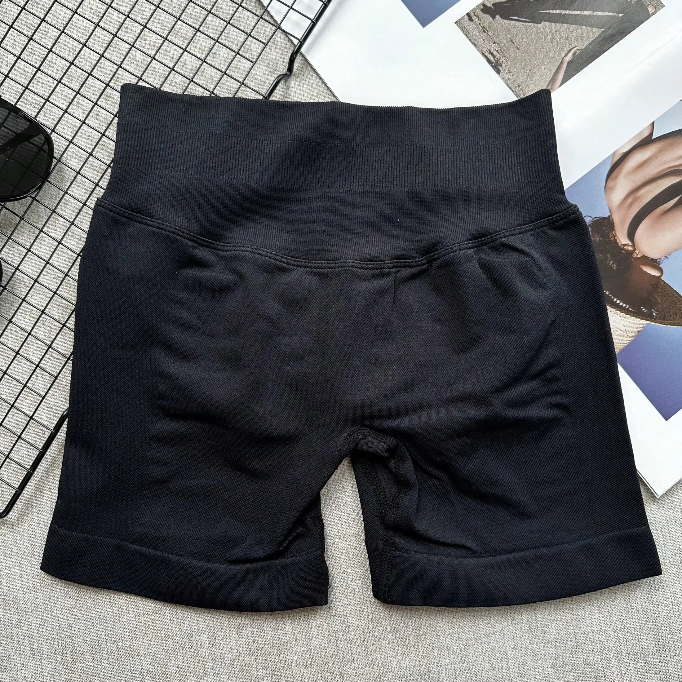 Seamless Yoga Workout Shorts for Women Low Waist Butt Lift Biker Shorts Gym Fitness Activewear Sports Training Shorts