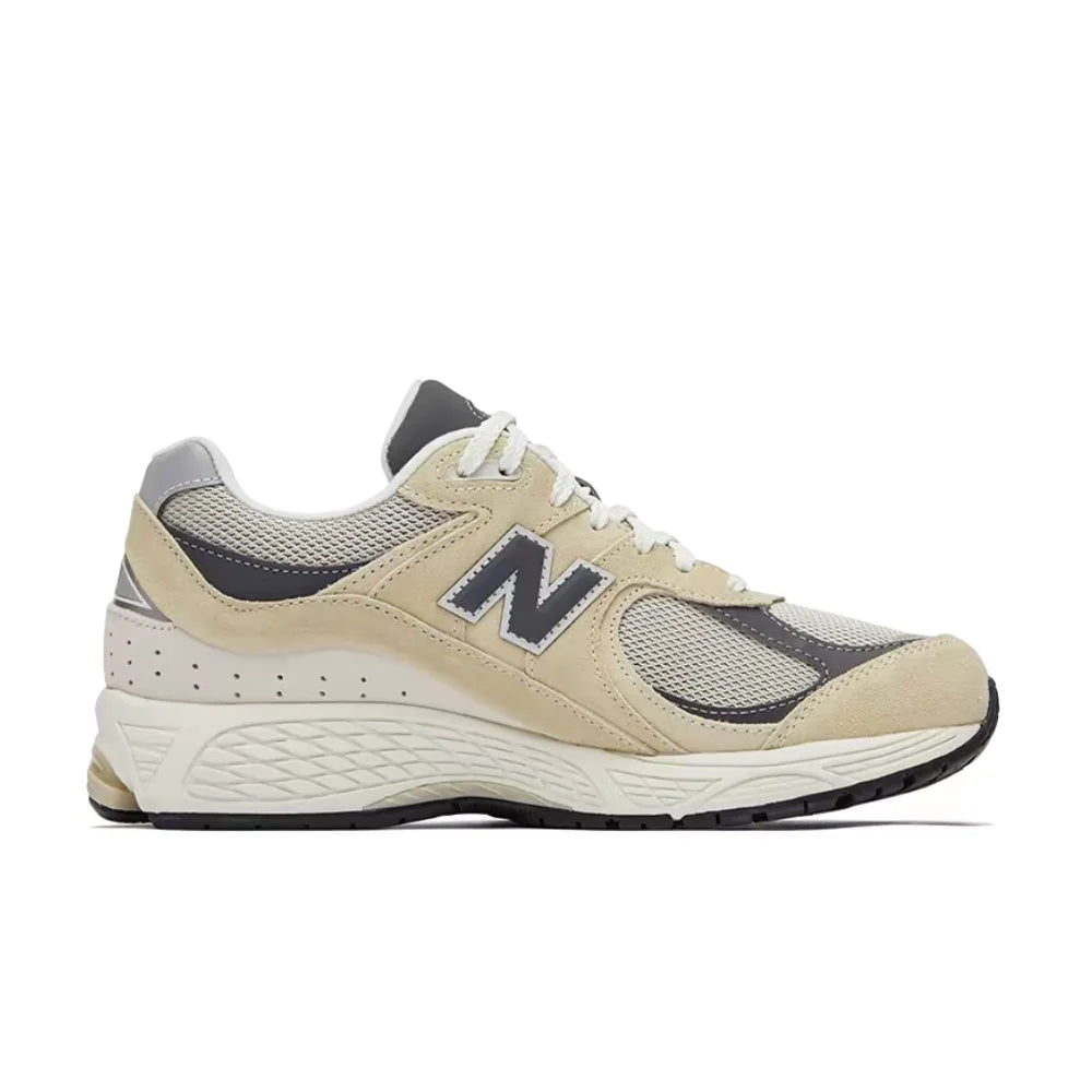 New Balance 2002R Breathable, Lightweight, Soft, and Ultra-Comfortable Low-Top Running Shoes (Unisex) Beige M2002RFA
