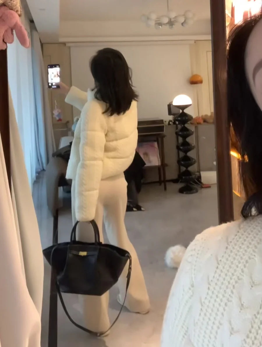 ETJ 2025 Winter new  women's fresh and elegant white turtleneck knitted thick cotton jacket warm bread jacket 6318229 ATFH