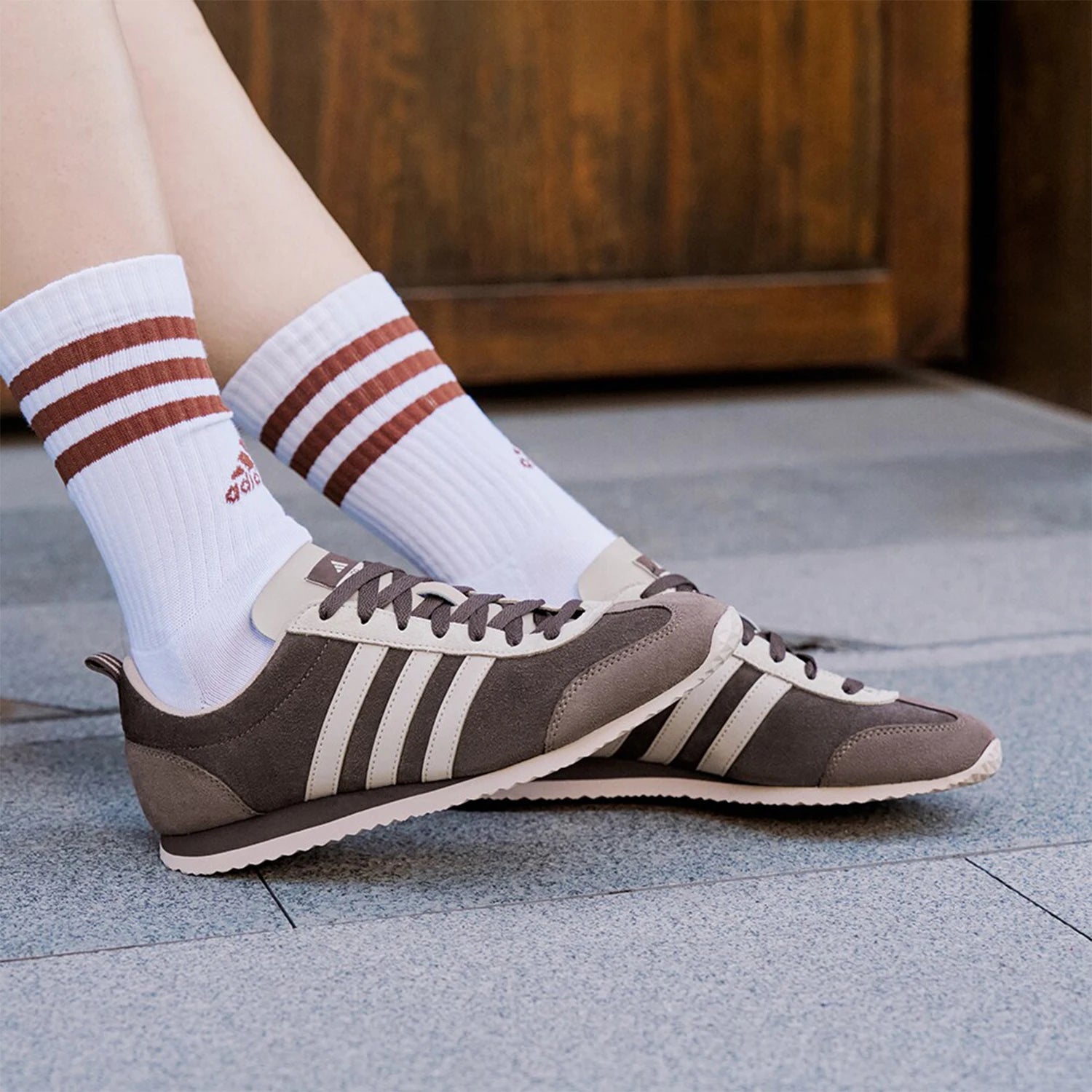 Adidas Official Genuine VS JOG 2.0 Men's and Women's Thin-Sole Anti-Slip Casual Shoes JS1123 ATFH